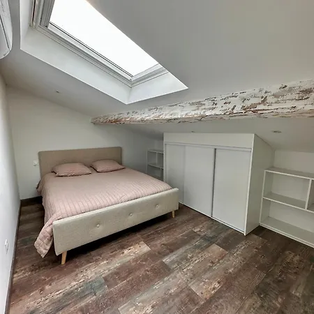 T1 Centre Apartment